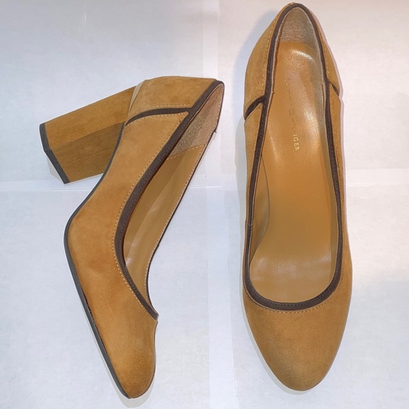 Tommy Hilfiger Shoes - Tommy Hilfilger Elegant Tan Women's Pumps Size 9.5